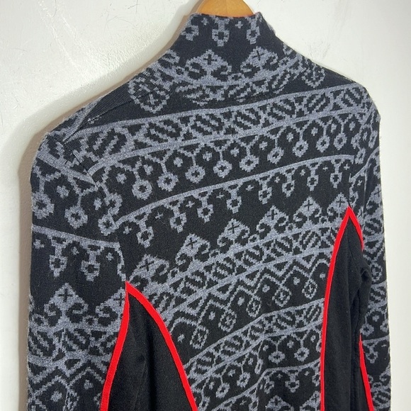 Icelandic Design 100% Merino Wool Zip Up Funnel Neck Winter Sweater - Picture 5 of 11